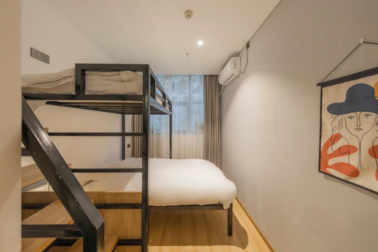 Fangorn Hostel Chongqing Extérieur photo