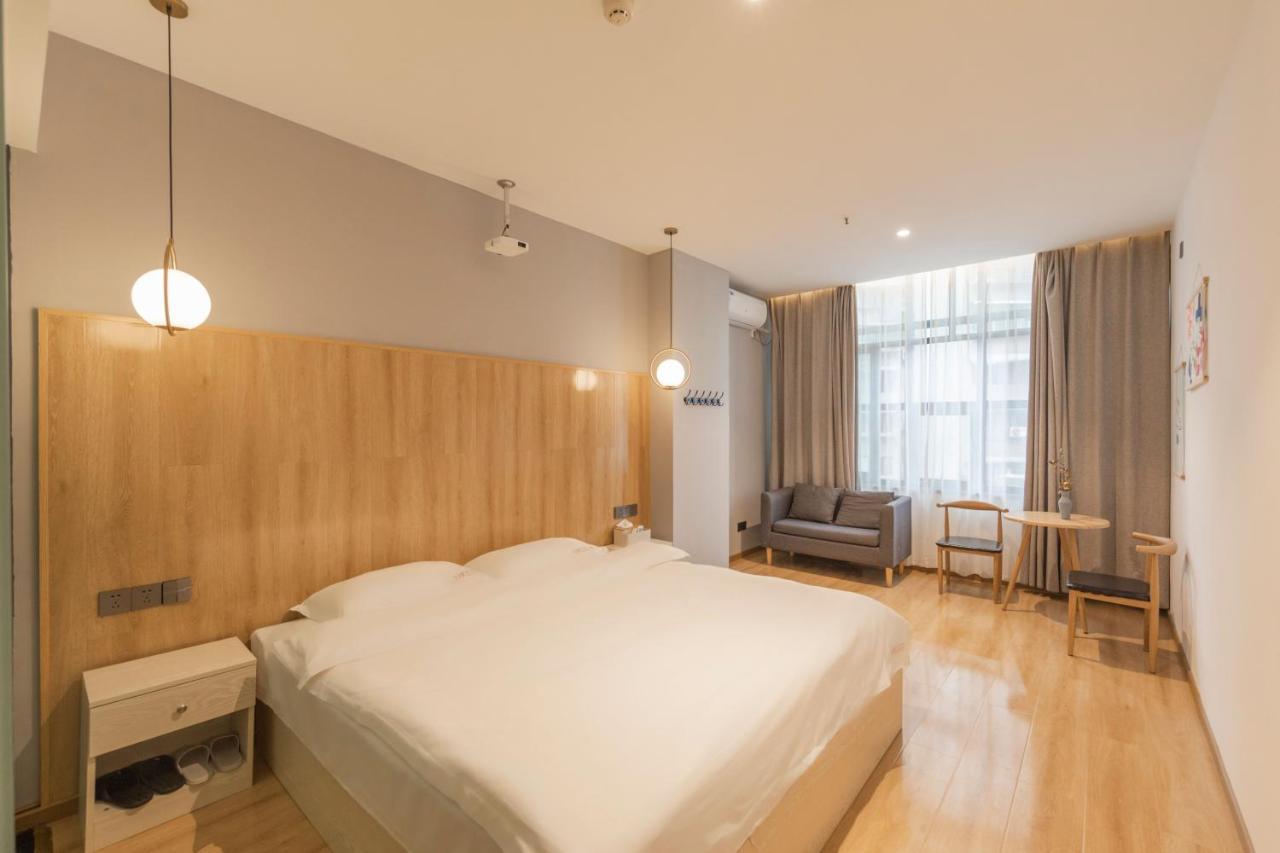Fangorn Hostel Chongqing Extérieur photo